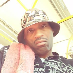 Meet your Posher, Kenneth